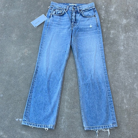 GRLFRND Denim - NWT GRLFRND The Linda Pop Crop Jeans in American Woman
